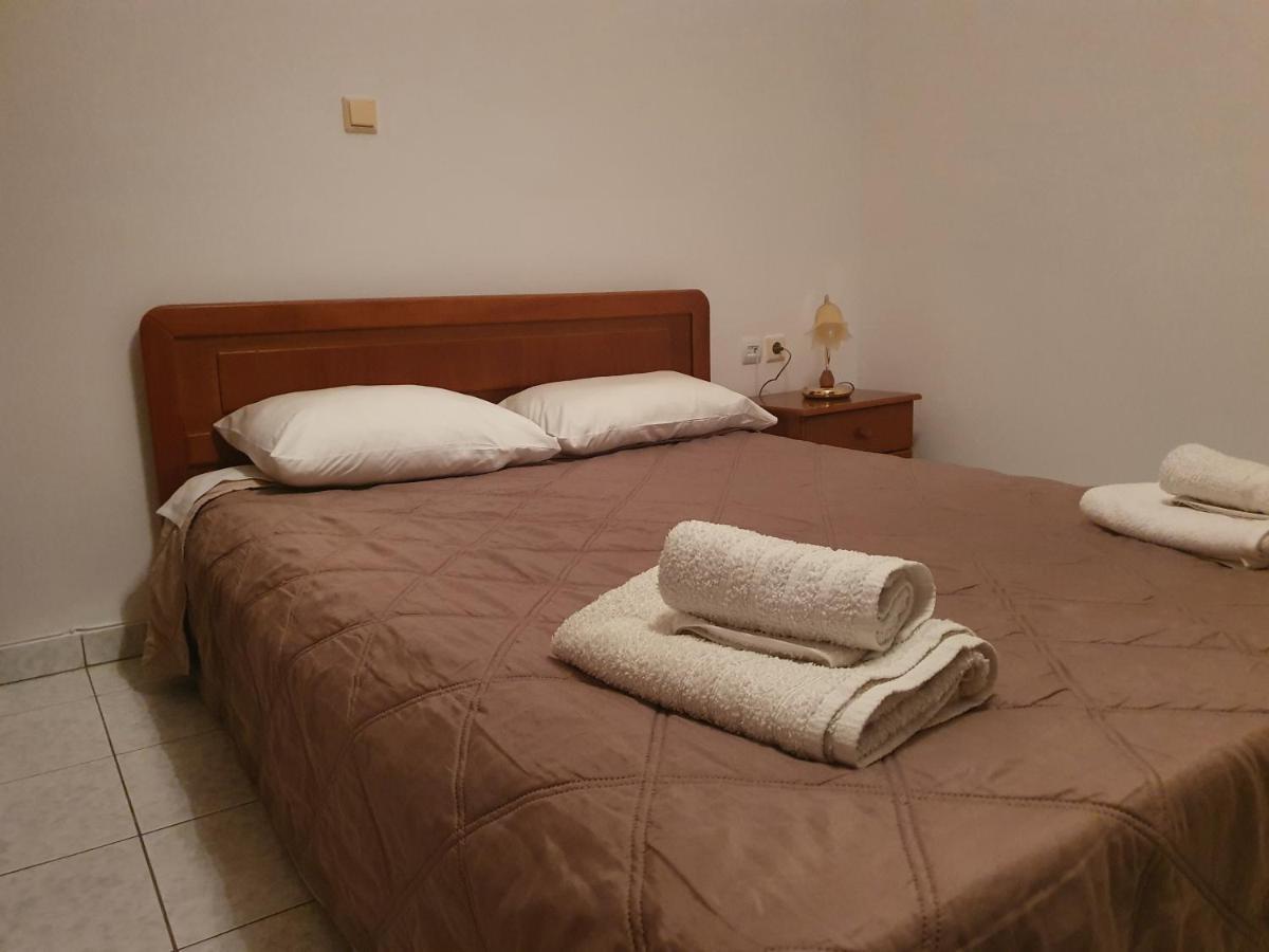 Soullas Apart -Ελλαδα- Apartamento Ermoupoli Exterior foto