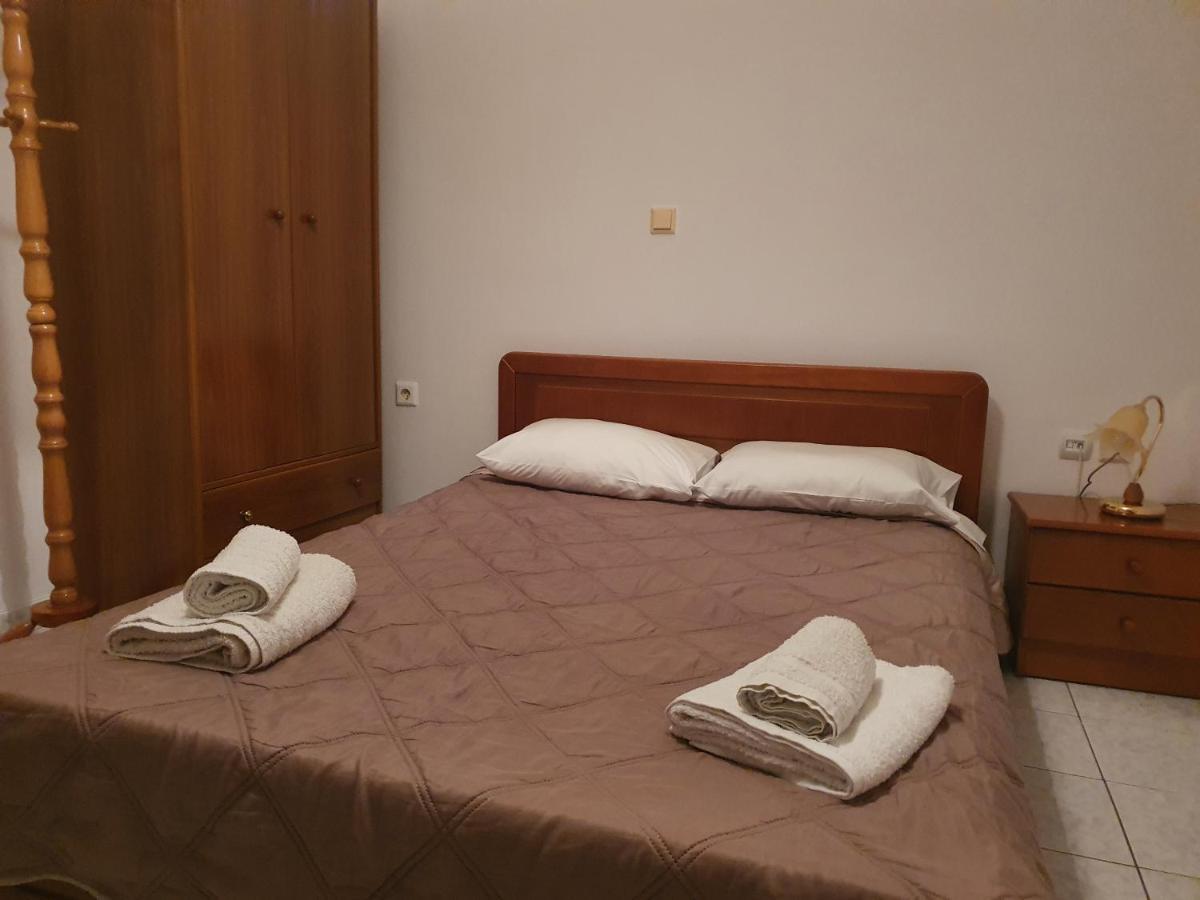 Soullas Apart -Ελλαδα- Apartamento Ermoupoli Exterior foto