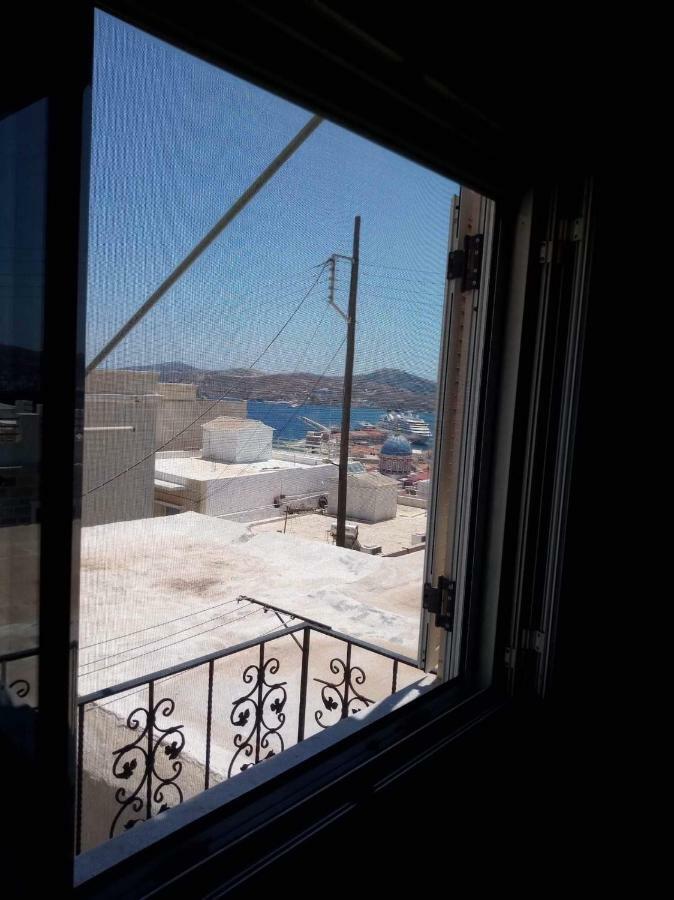 Soullas Apart -Ελλαδα- Apartamento Ermoupoli Exterior foto